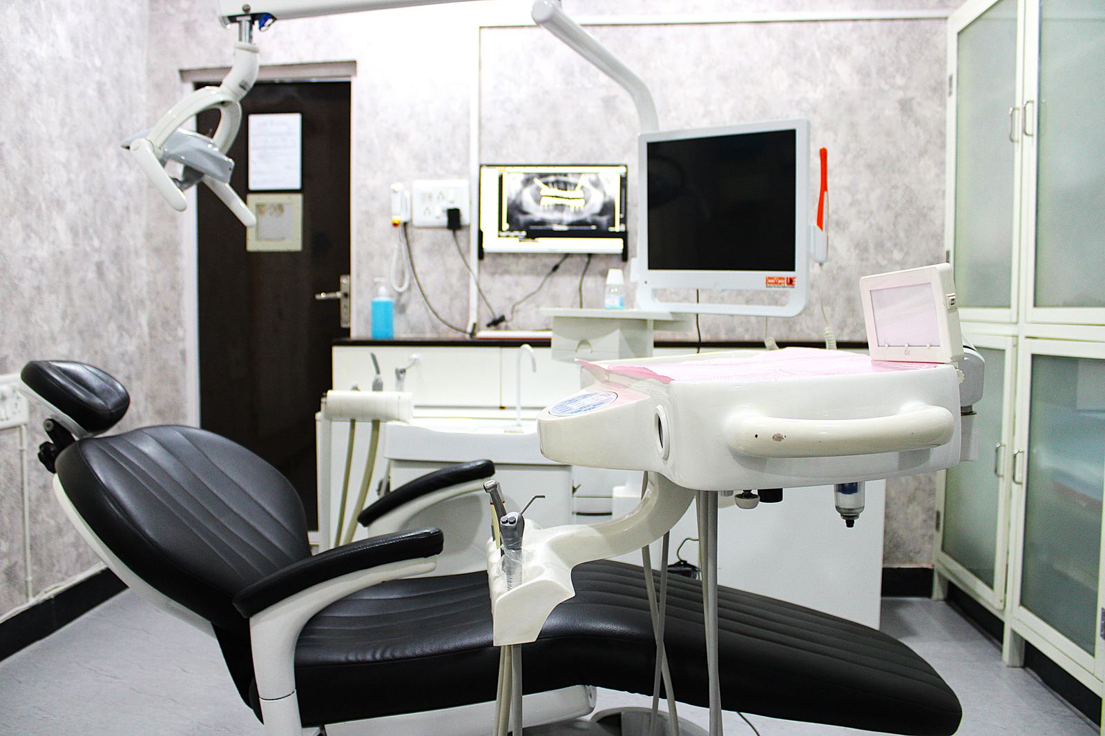 Treatment room at GIA Clinics Gunadala